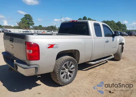2007 Chevrolet Silverado 1500 Ltz from USA, damaged, VIN 1GCEK19087Z641220
